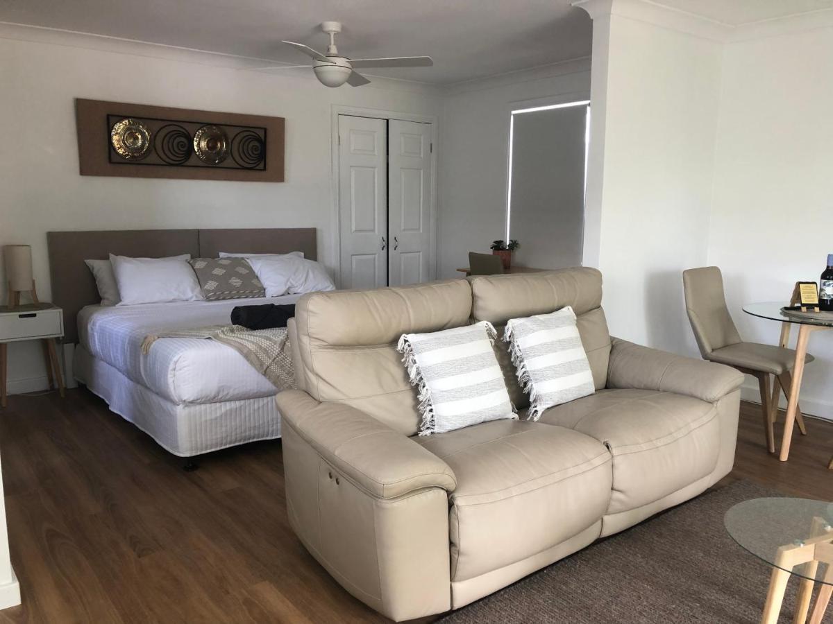 Lakeside Bungalow Marks Point 外观 照片
